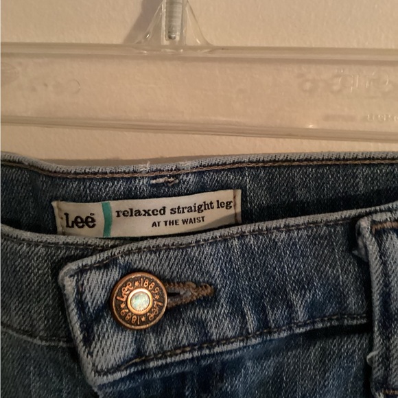 Lee Relaxed Straight Leg Jeans - Picture 3 of 5